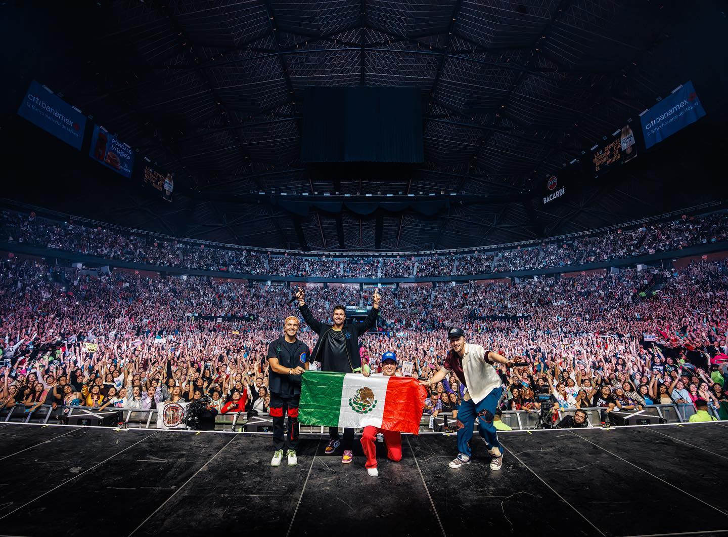 BIG TIME RUSH PRESENTA SU NUEVO SENCILLO FRENTE A UN SOLD OUT EN LA CIUDAD DE MÉXICO