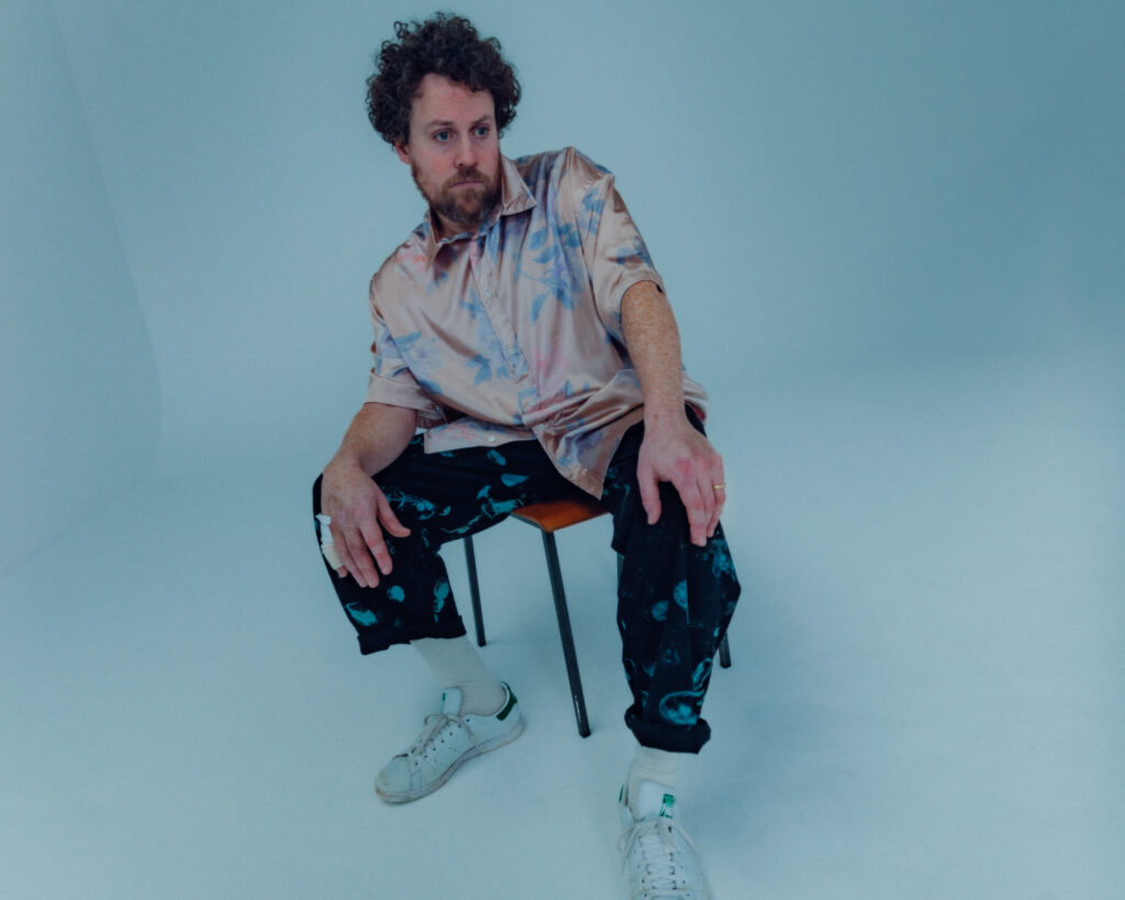 Metronomy anuncia Posse EP Volume 2 y comparte el sencillo “With Balance