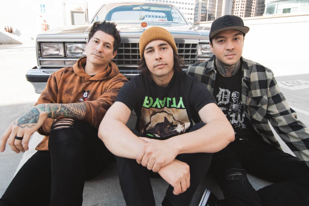 Pierce The Veil lanza edición deluxe de The Jaws of Life, inicia gira mundial y estrena nuevo sencillo “Kiss Me Now”