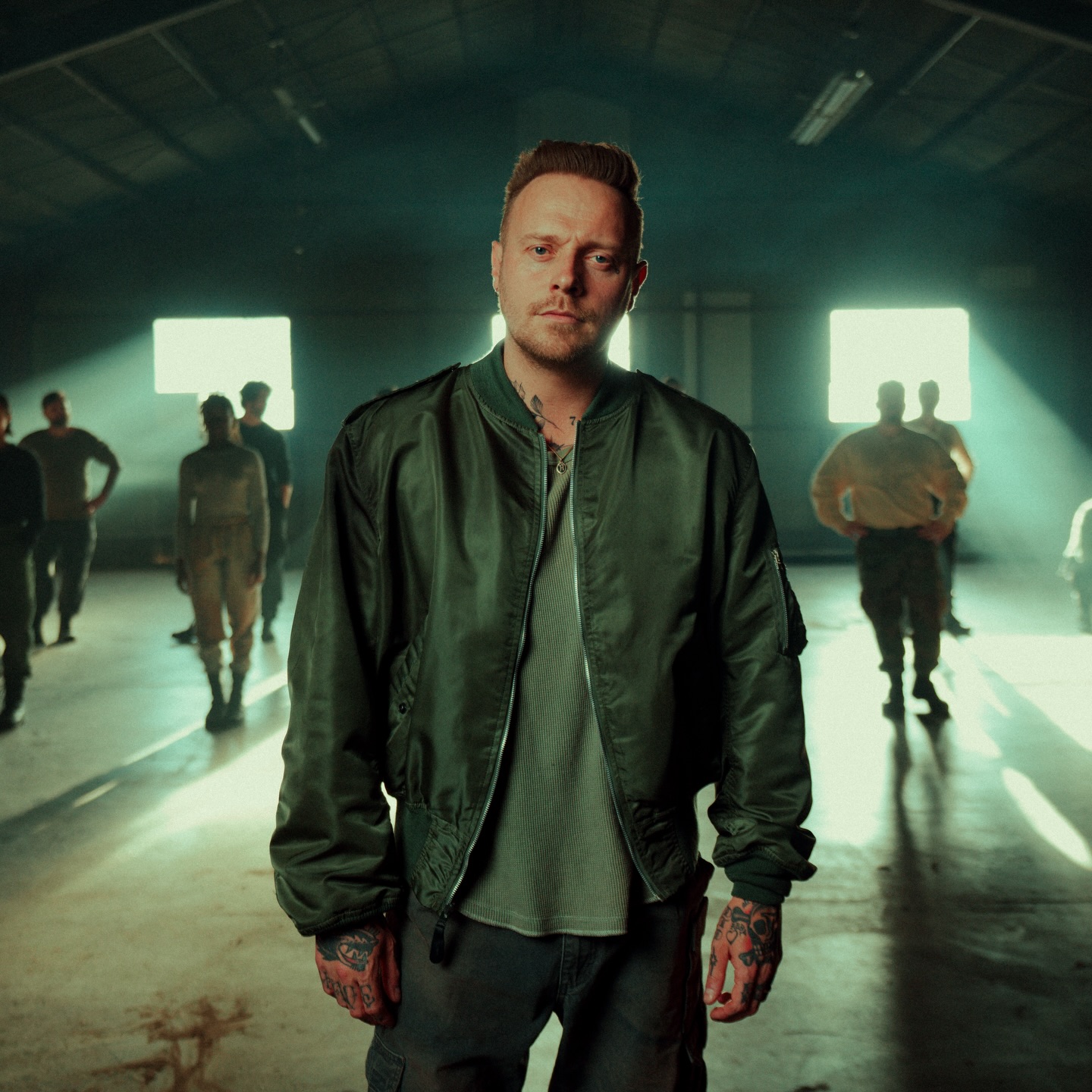 Architects estrena el video oficial de “Broken Mirror”, una potente mirada al alma del metalcore